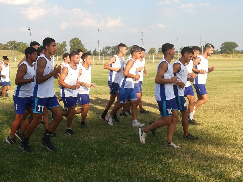 Estudiantes y El Fortn comenzaron la pretemporada